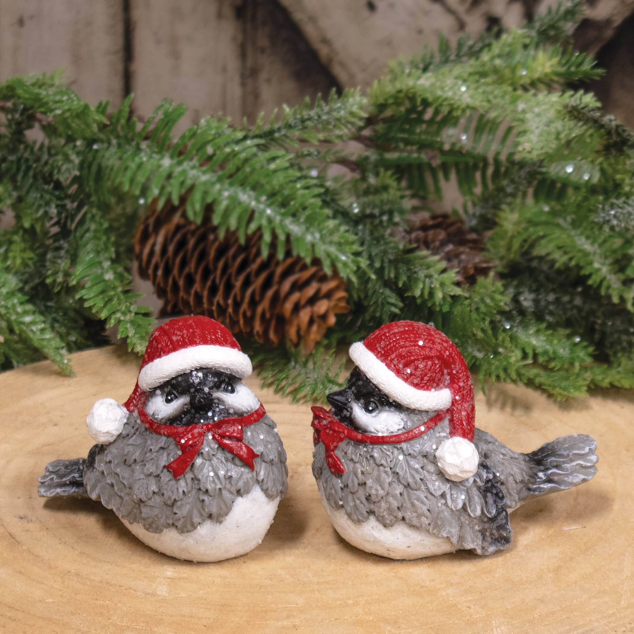 Resin Winter Hat Glitter Bird - set of 2