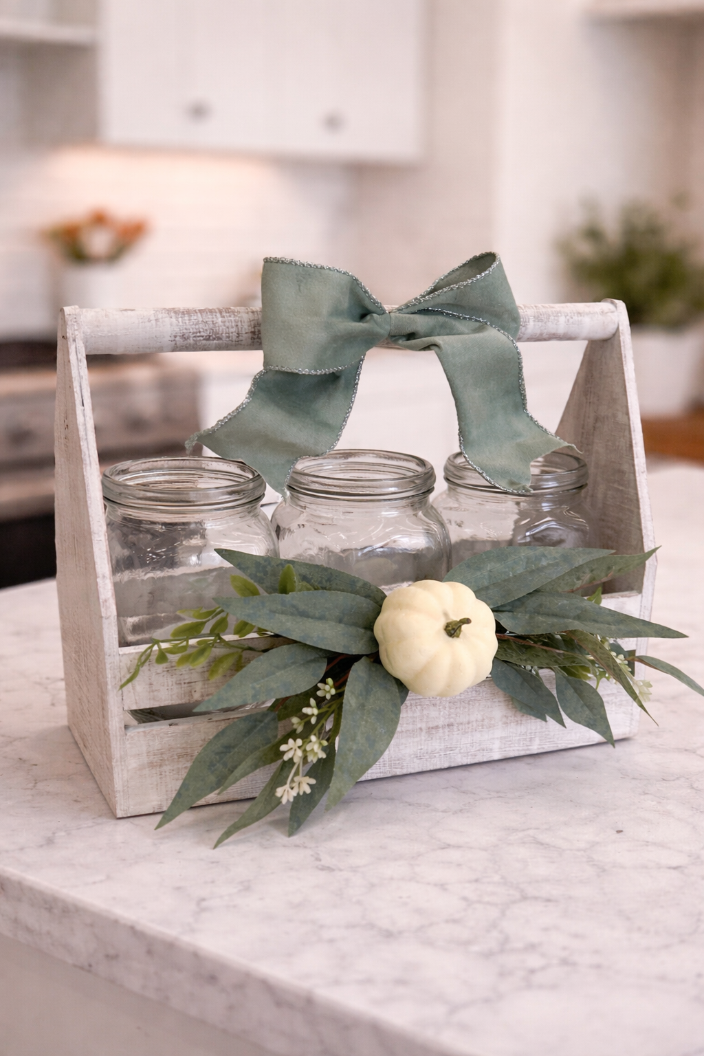 Whitewash Mason Jar Candle Caddy W/ Removable Fall Piece