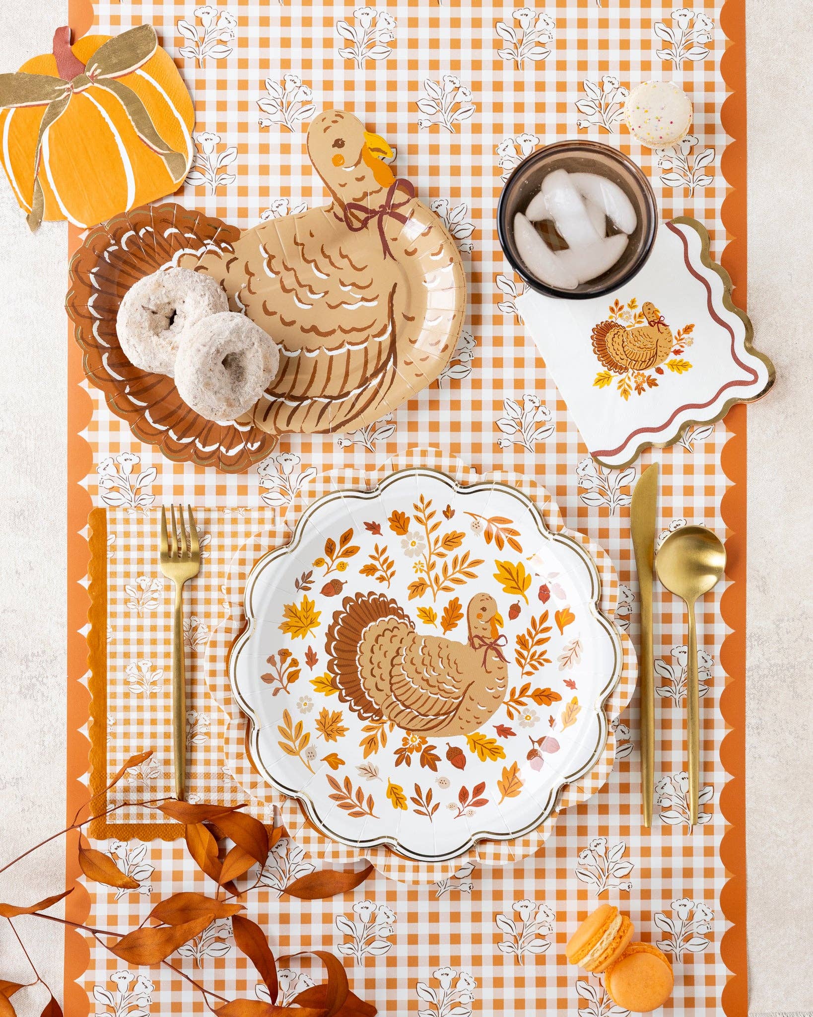 Gingham Happy Thanksgiving Paper Plates