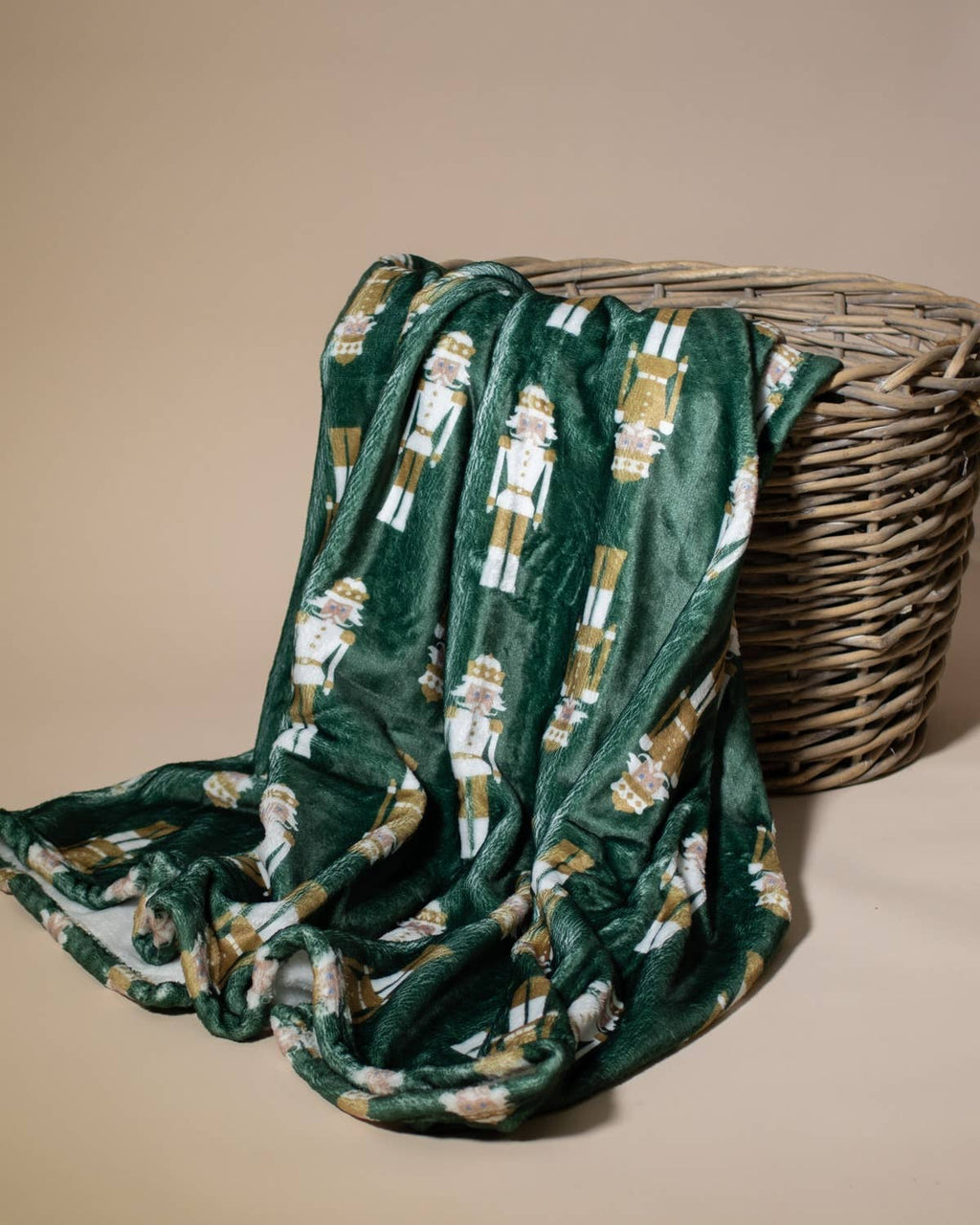 Alpine Nutcracker Throw Dark Green/Multi 50x60in