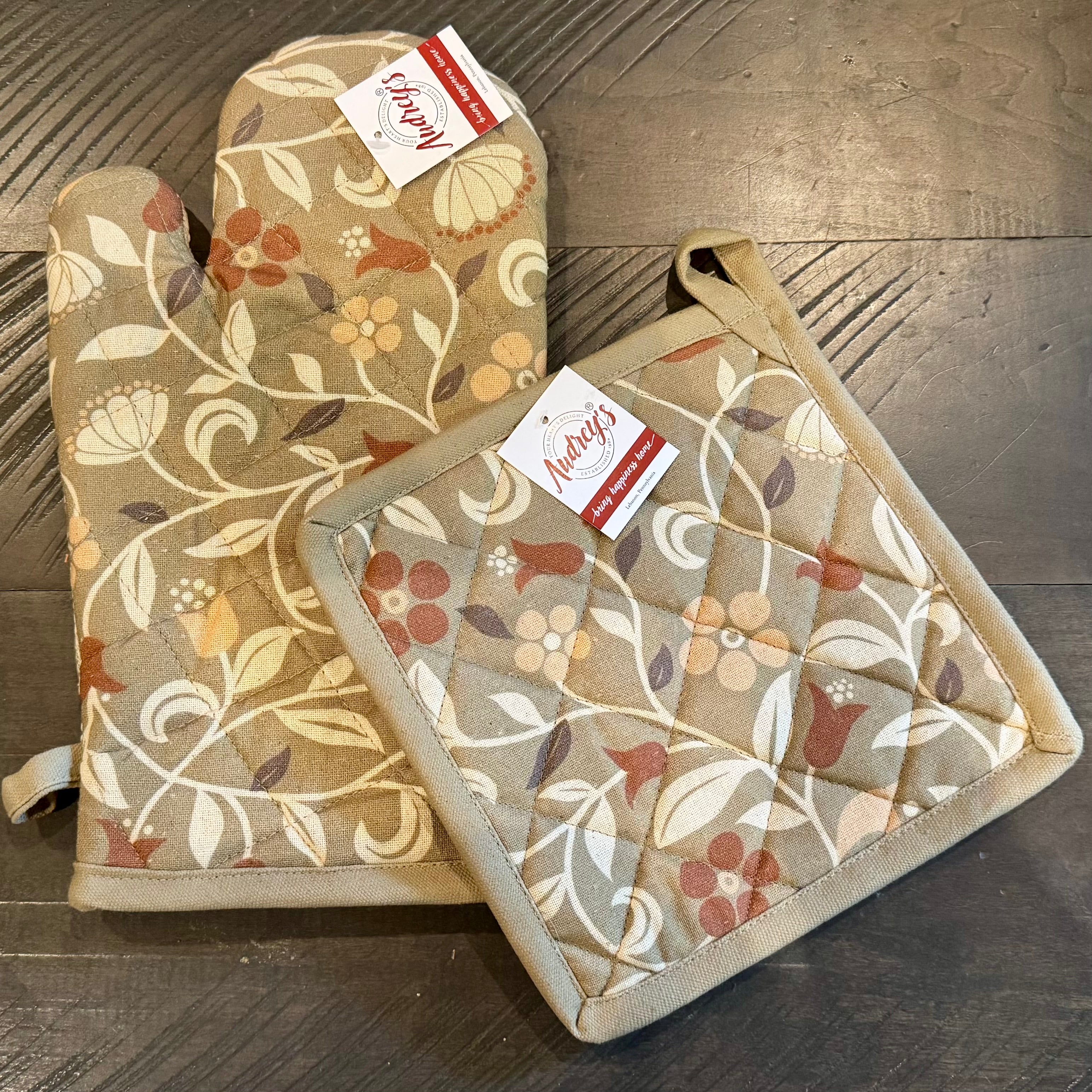 Oven Mitts And Pot Holders- Floral