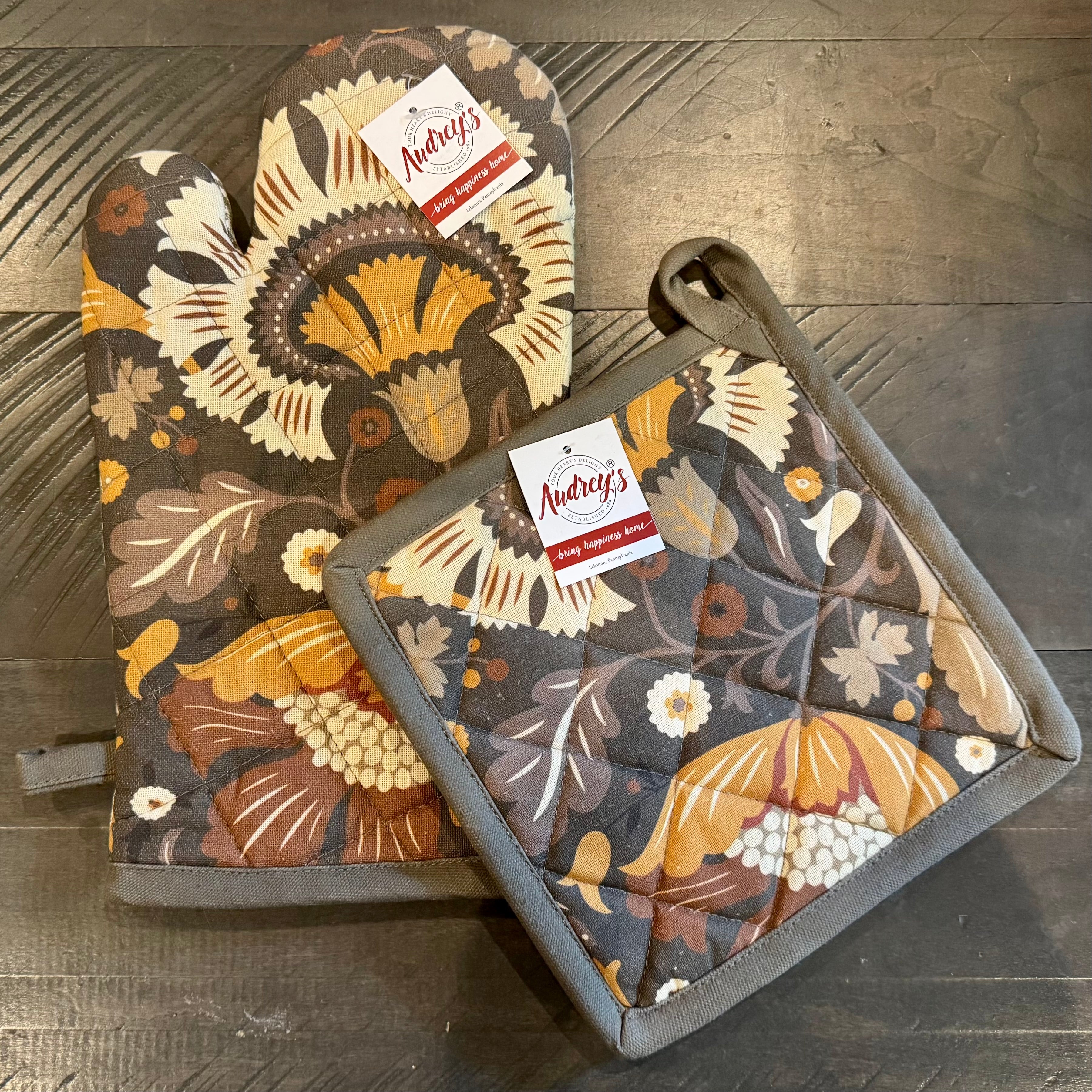 Oven Mitts And Pot Holders- Floral