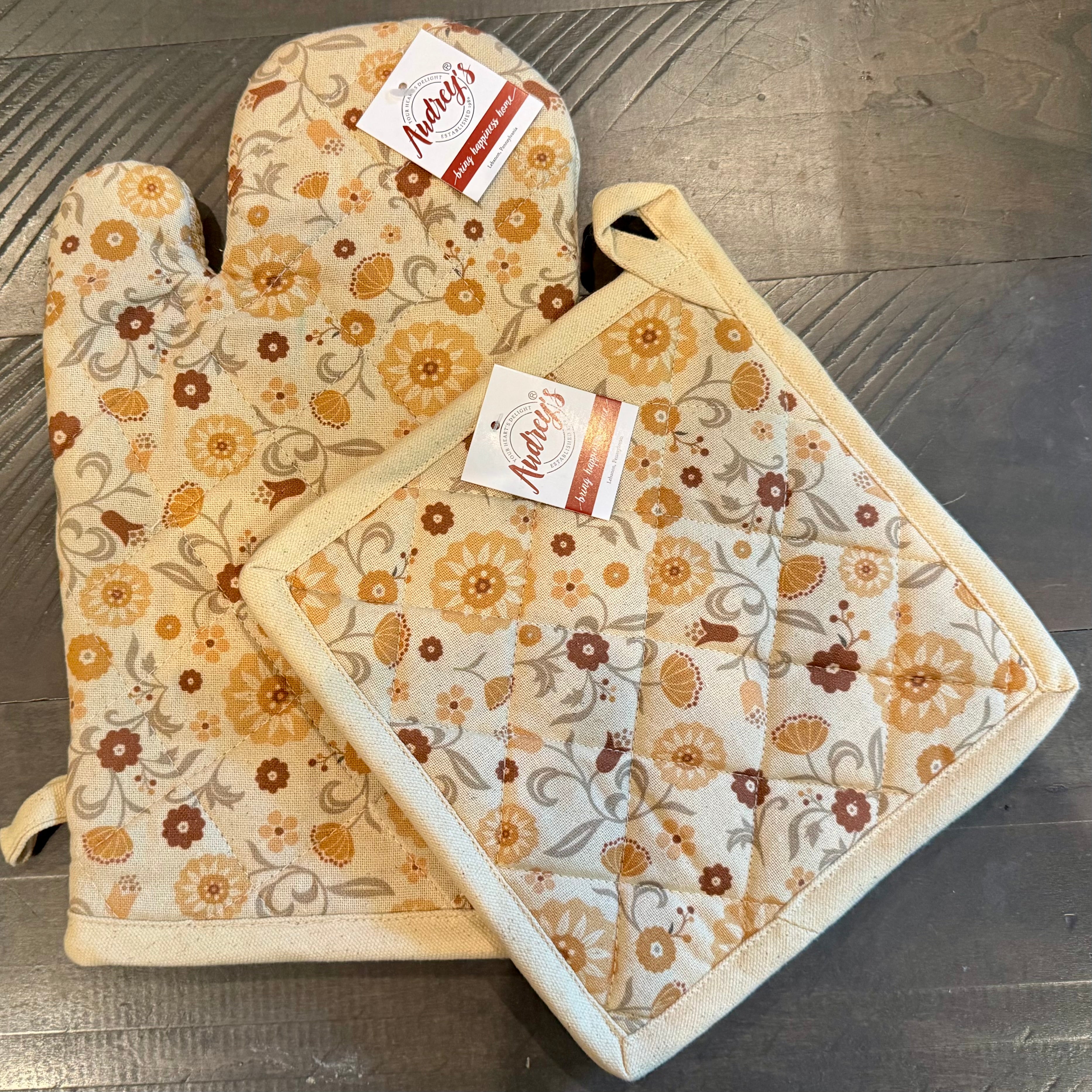 Oven Mitts And Pot Holders- Floral