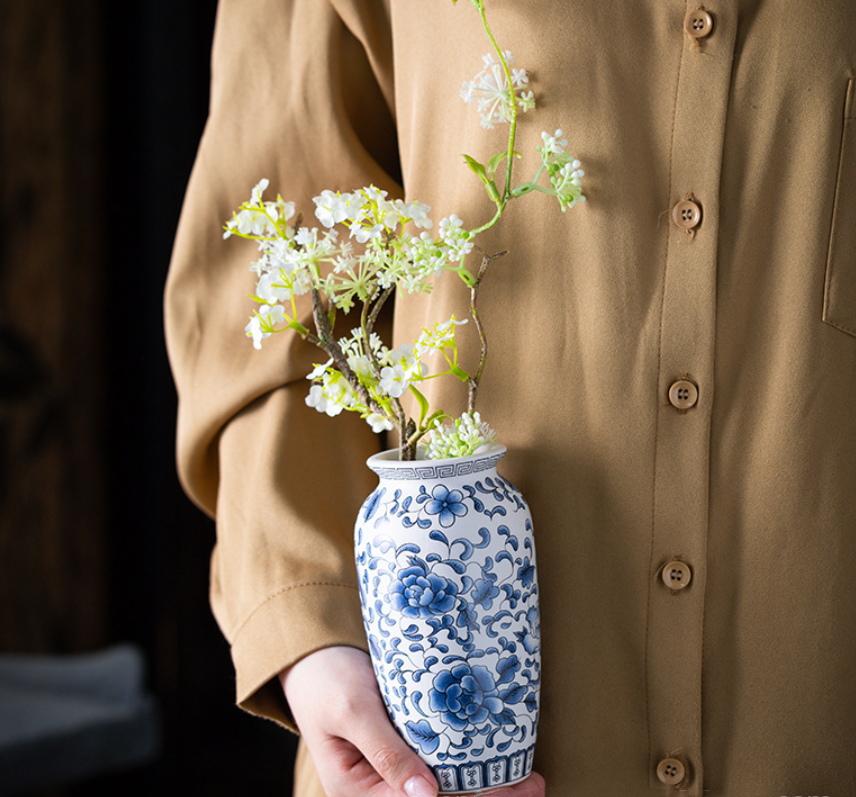 Chinoiserie Porcelain Bud Vase