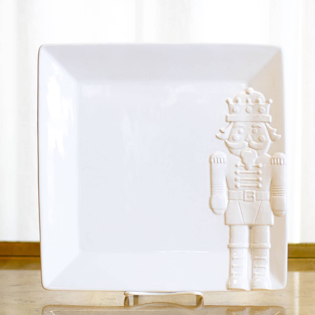 Royal Nutcracker Embossed Platter White 11.5x11.5in